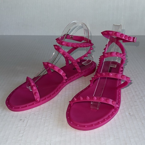 Steve Madden Fuchsia Travel Studded Jelly Sandals - Picture 4 of 14